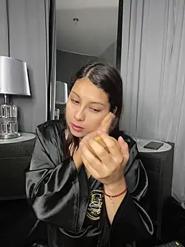 Snapshot of Sammy_Sweet01 chatting on 8, 11, 2025 Sammy Sweet01 online show from 8, 11, 2025