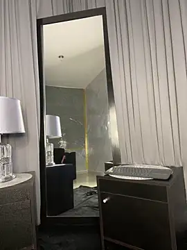 Snapshot of Sammy_Sweet01 chatting on 11, 11, 2025 Sammy Sweet01 online show from 11, 11, 2025