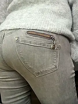 Snapshot of lasexycoquine59 chatting on 12, 1, 2026 lasexycoquine59 online show from 12, 1, 2026