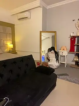 IsabellaDarrell ts online show from 9, 1, 2026