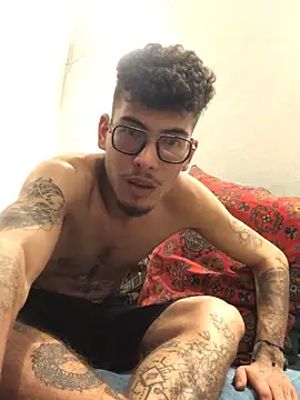 Snapshot of tian_doyt69 chatting on 22, 2, 2026 tian doyt69 online show from 22, 2, 2026