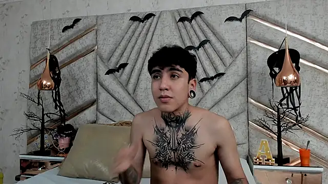 SantiOlsen online show from 5, 11, 2025