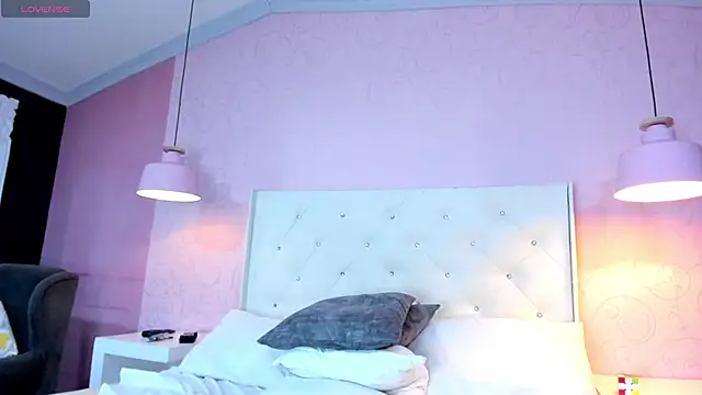 SantiOlsen online show from 10, 11, 2025