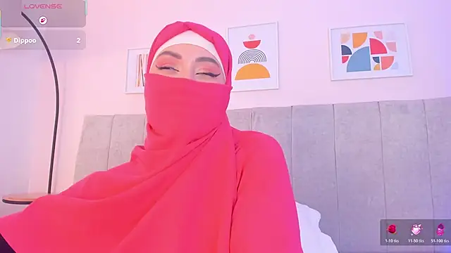 fatiima  online show from 8, 4, 2026