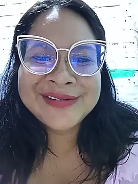 Snapshot of celeste122595 chatting on 1, 6, 2026 celeste122595 online show from 1, 6, 2026