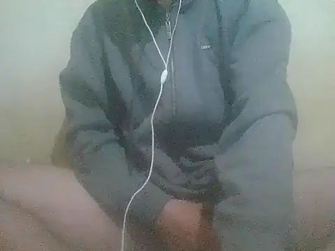 Snapshot of CannabisRecreativa chatting on 19, 10, 2025 CannabisRecreativa online show from 19, 10, 2025