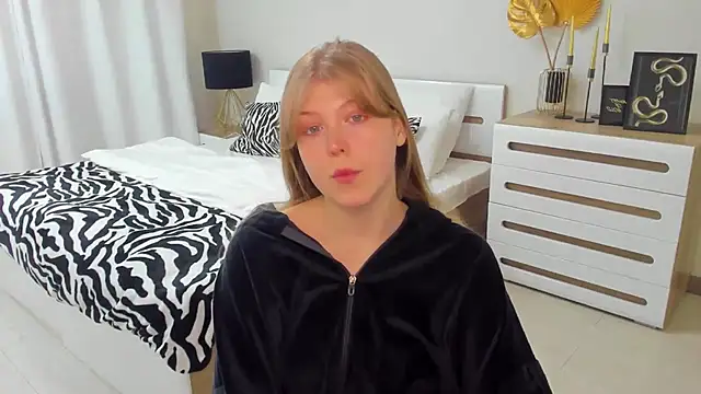 Stella Light online show from 8, 11, 2025