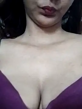 Aaliya BigBoobs 1 online show from 22, 5, 2026