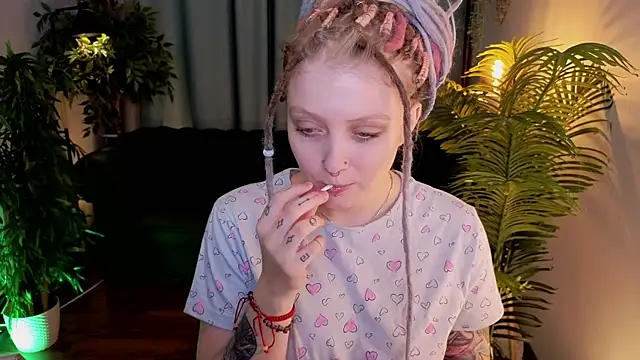 Kiki shay online show from 14, 11, 2025