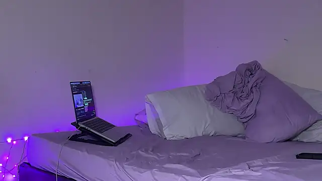 Dulce765b online show from 28, 2, 2026