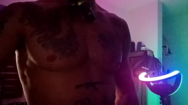 Snapshot of alphacloudGod chatting on 17, 11, 2025 alphacloudGod online show from 17, 11, 2025