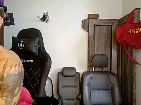 Snapshot of alphacloudGod chatting on 22, 11, 2025 alphacloudGod online show from 22, 11, 2025