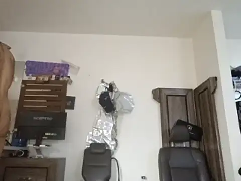 Snapshot of alphacloudGod chatting on 28, 11, 2025 alphacloudGod online show from 28, 11, 2025