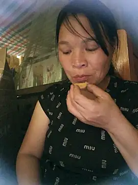 Snapshot of chipu06 chatting on 29, 3, 2026 chipu06 online show from 29, 3, 2026