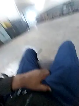 loVbRo1 online show from 5, 11, 2025