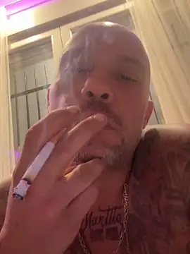 Snapshot of gitanoMad chatting on 16, 11, 2025 gitanoMad online show from 16, 11, 2025