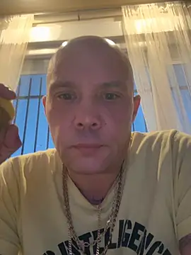 Snapshot of gitanoMad chatting on 12, 2, 2026 gitanoMad online show from 12, 2, 2026