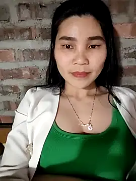 Snapshot of Bear_bear0 chatting on 13, 2, 2026 Bear bear0 online show from 13, 2, 2026