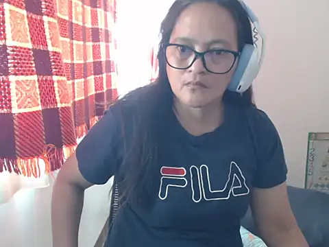 Snapshot of Kinkybela2025 chatting on 23, 5, 2026 Kinkybela2025 online show from 23, 5, 2026