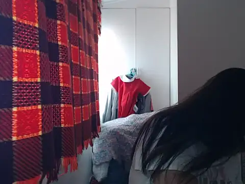 Snapshot of Kinkybela2025 chatting on 9, 6, 2026 Kinkybela2025 online show from 9, 6, 2026