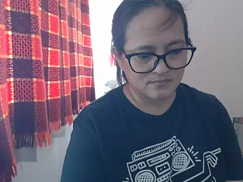 Snapshot of Kinkybela2025 chatting on 10, 7, 2026 Kinkybela2025 online show from 10, 7, 2026