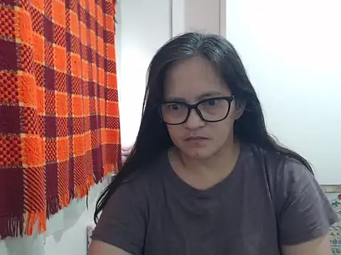 Snapshot of Kinkybela2025 chatting on 6, 8, 2026 Kinkybela2025 online show from 6, 8, 2026