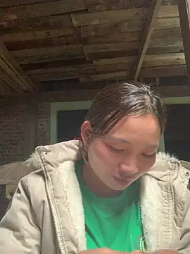 Snapshot of sowbibi chatting on 27, 10, 2025 sowbibi online show from 27, 10, 2025