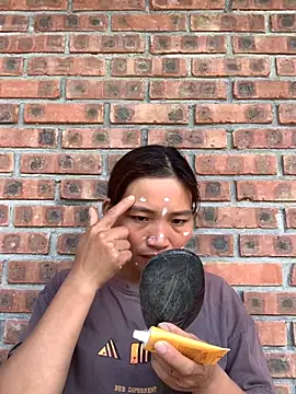 Snapshot of sowbibi chatting on 30, 10, 2025 sowbibi online show from 30, 10, 2025