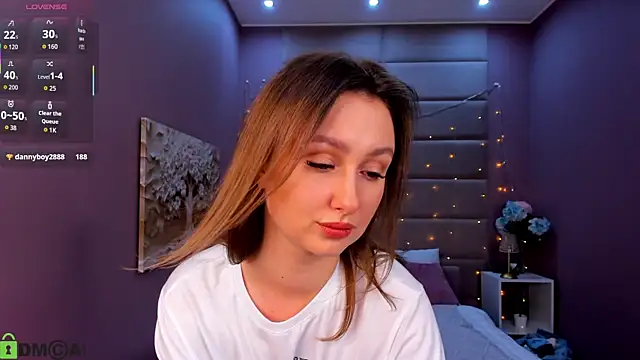 Holly Rays online show from 30, 10, 2025