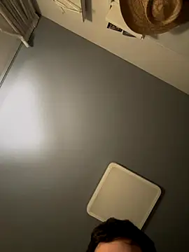 Grenadepapa online show from 1, 12, 2025