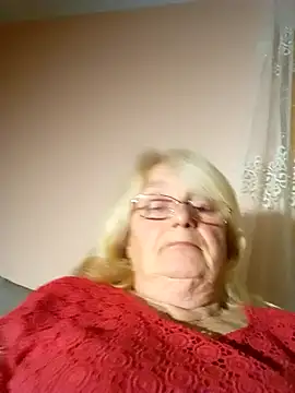 AmyLove353 online show from 24, 10, 2025