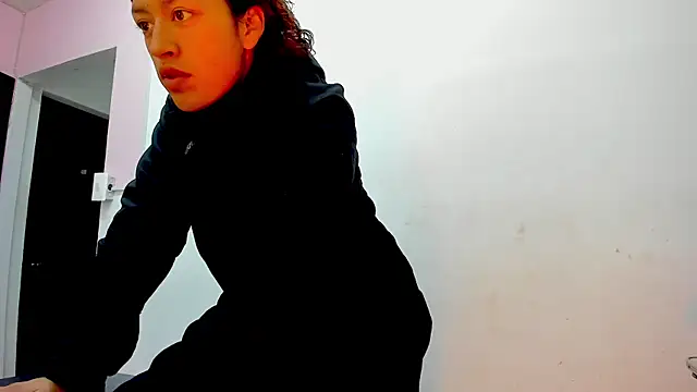 mia scarlett7 online show from 6, 1, 2026