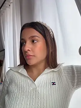 Talia Bonet online show from 13, 4, 2026