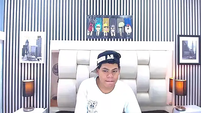 Yordi Alpha online show from 6, 11, 2025