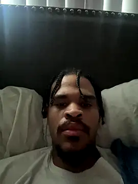 Snapshot of Mrmakeherwet_Tez chatting on 22, 10, 2025 Mrmakeherwet Tez online show from 22, 10, 2025