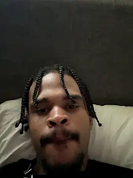 Snapshot of Mrmakeherwet_Tez chatting on 24, 10, 2025 Mrmakeherwet Tez online show from 24, 10, 2025