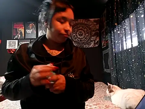 Isis Bathory online show from 27, 10, 2025