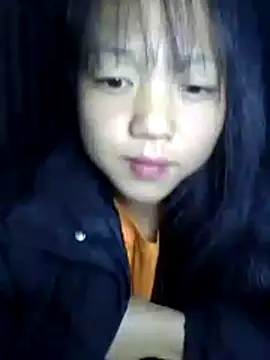 Quynhsumon online show from 20, 11, 2025