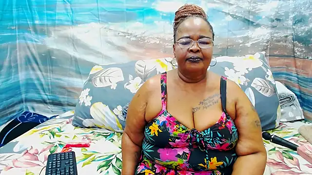 MatureMilfxxx online show from 18, 7, 2026
