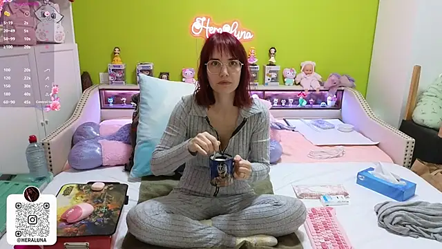 Snapshot of _HeraLuna_ chatting on 2, 3, 2026 HeraLuna online show from 2, 3, 2026