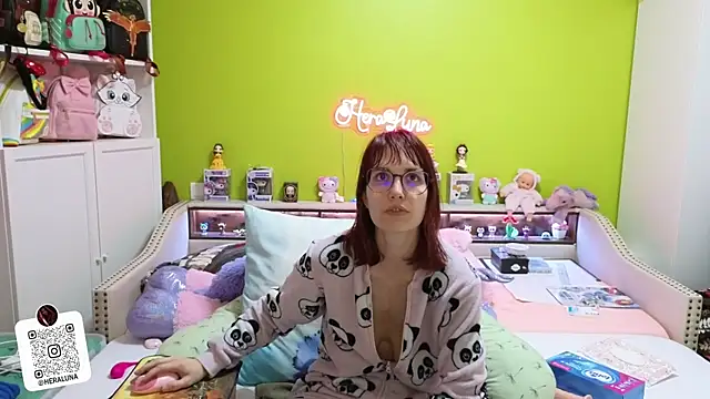  HeraLuna  online show from 3, 4, 2026