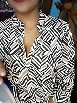 CoupleShow 432 online show from 6, 2, 2026