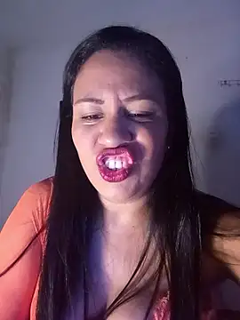 LeilaTaylor online show from 6, 1, 2026