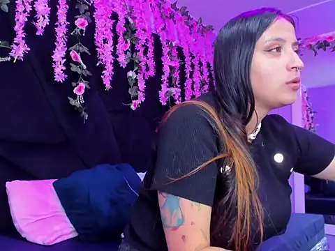 Gabyy Cooper  online show from 21, 5, 2026
