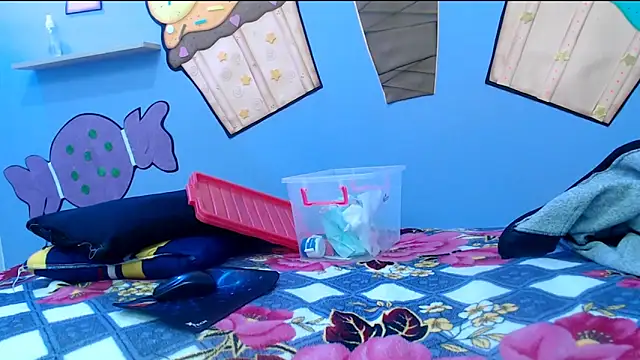 katty18love18 online show from 24, 11, 2025