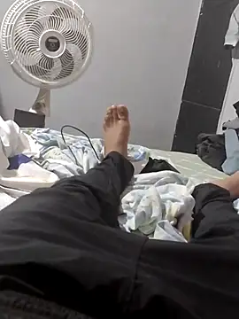 Snapshot of Gatoohottt chatting on 29, 10, 2025 Gatoohottt online show from 29, 10, 2025