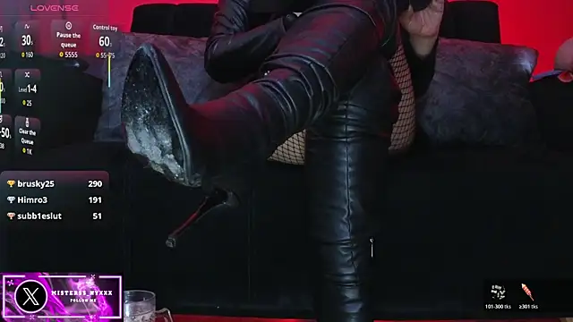 Misterss-Nyxxx online show from 6, 2, 2026