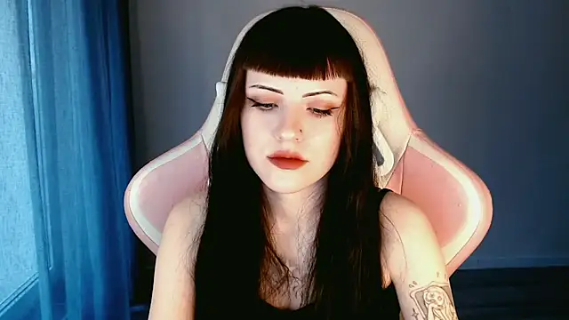 Snapshot of astra_rift chatting on 6, 5, 2026 astra rift online show from 6, 5, 2026