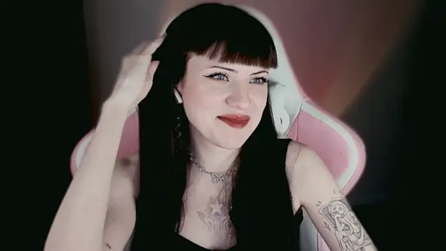 Snapshot of astra_rift chatting on 6, 6, 2026 astra rift online show from 6, 6, 2026
