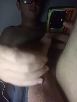 Snapshot of ErectorMen chatting on 2, 2, 2026 ErectorMen online show from 2, 2, 2026